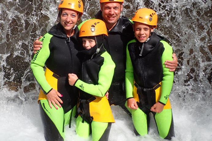 Canyoning ein Erlebnis für die ganze Familie